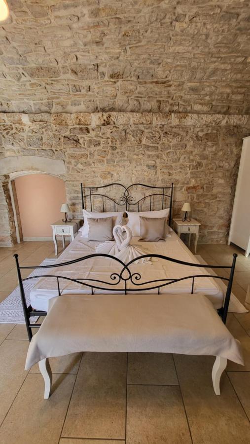 Stone House Apartments Didini Dvori Lumbarda Dış mekan fotoğraf