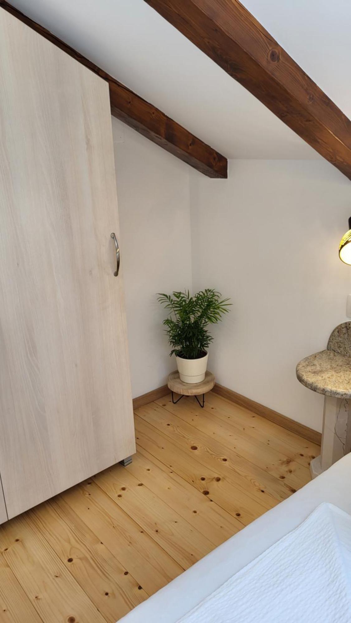 Stone House Apartments Didini Dvori Lumbarda Dış mekan fotoğraf